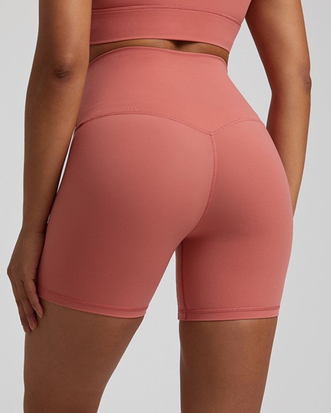 Short SEAMLESS™ - Essential